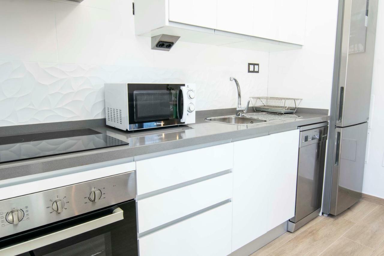 Letmalaga Carlos Haya Apartment *